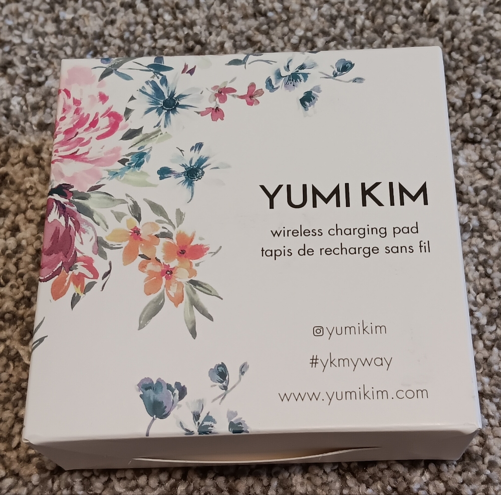 Yumi Kim Wireless Charging Pad